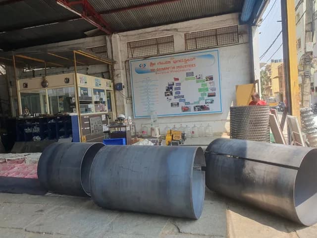 CNC 4-roll machine forming thick mild steel plate into true circular cylinder shell