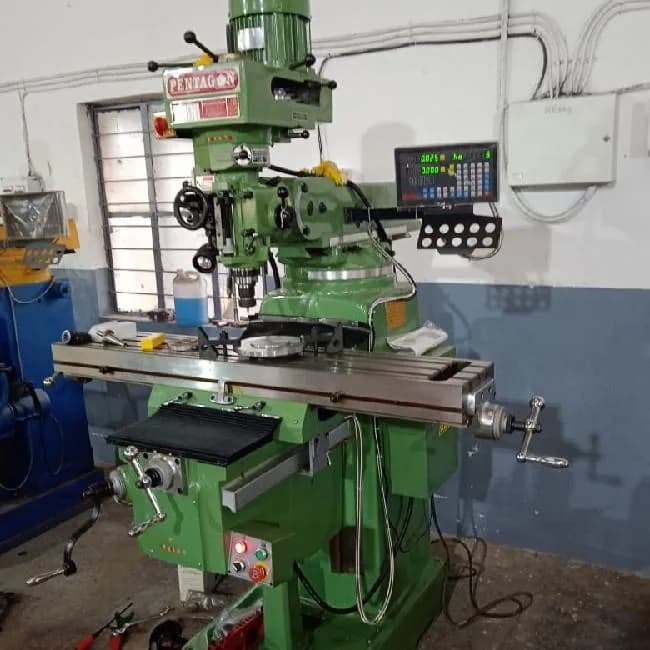 DRO Milling Machine at Sri Ganapathi Industries